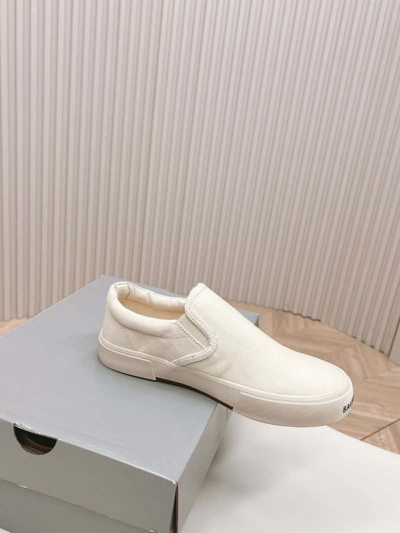 Balenciaga Low Shoes